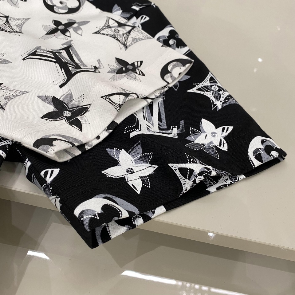 最高級ルイヴィトンスーパーコピー服 ルイヴィトンTシャツコピー フローラルモノグラムTシャツ ホワイト ブラック 202405043 コットン 100% - 画像 (6)
