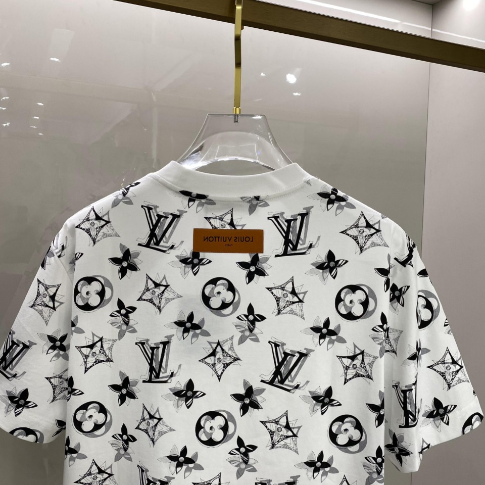 最高級ルイヴィトンスーパーコピー服 ルイヴィトンTシャツコピー フローラルモノグラムTシャツ ホワイト 202405044 コットン 100% - 画像 (8)