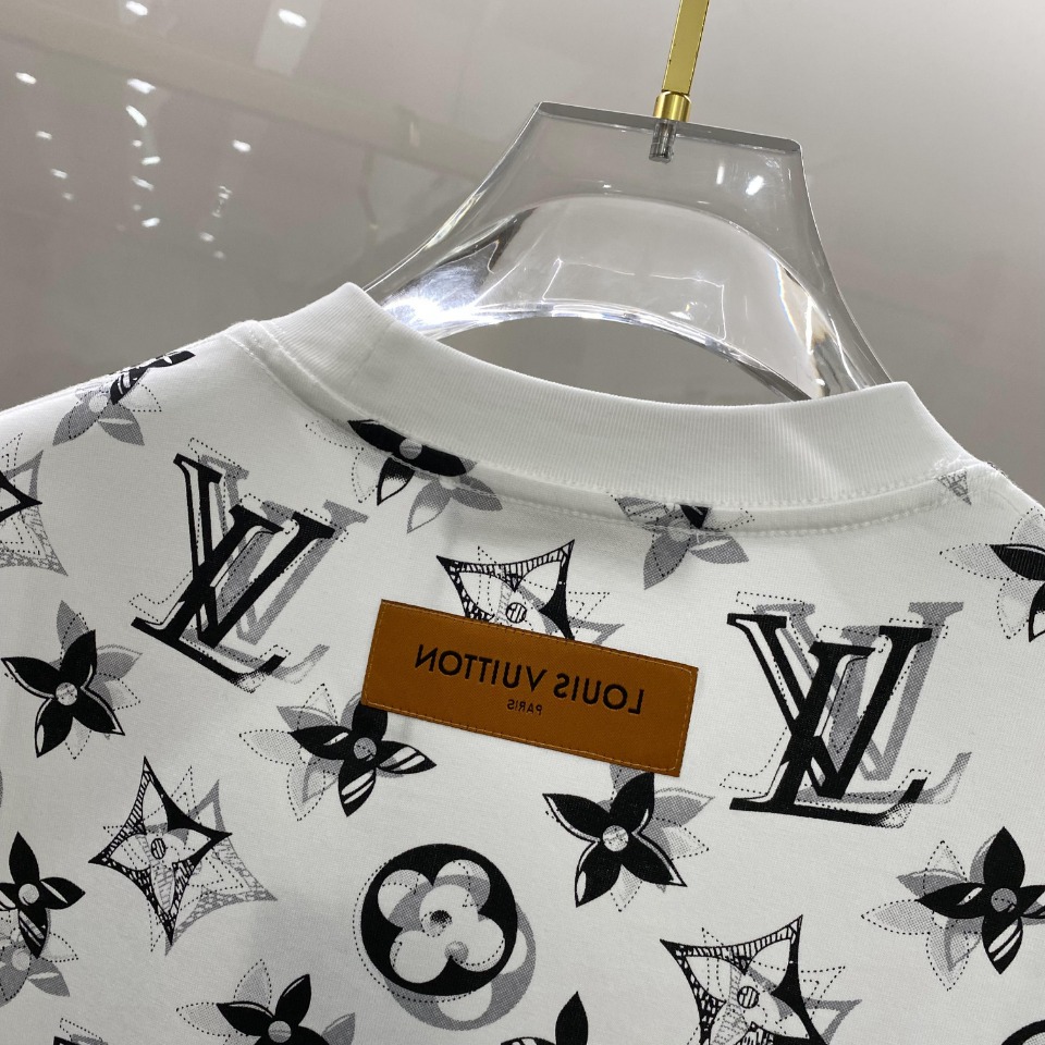 最高級ルイヴィトンスーパーコピー服 ルイヴィトンTシャツコピー フローラルモノグラムTシャツ ホワイト 202405044 コットン 100% - 画像 (7)
