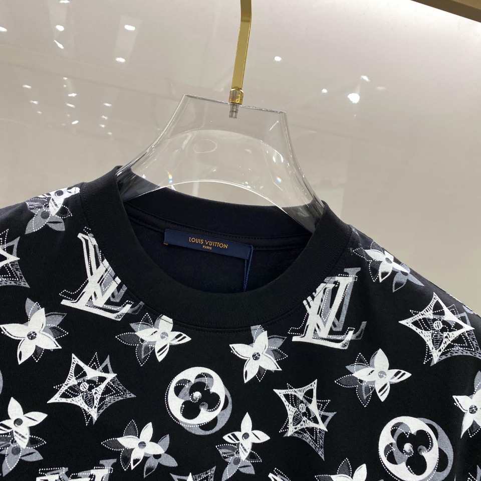 最高級ルイヴィトンスーパーコピー服 ルイヴィトンTシャツコピー フローラルモノグラムTシャツ ブラック 202405045 コットン 100% - 画像 (5)
