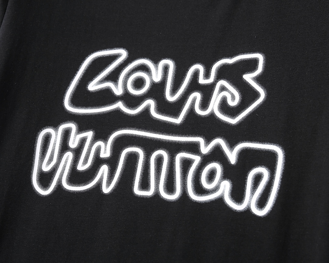 最高級ルイヴィトンスーパーコピー服 ルイヴィトンTシャツコピー Louis VuittonプリントTシャツ ホワイト ブラック 202405049 コットン 100% - 画像 (4)