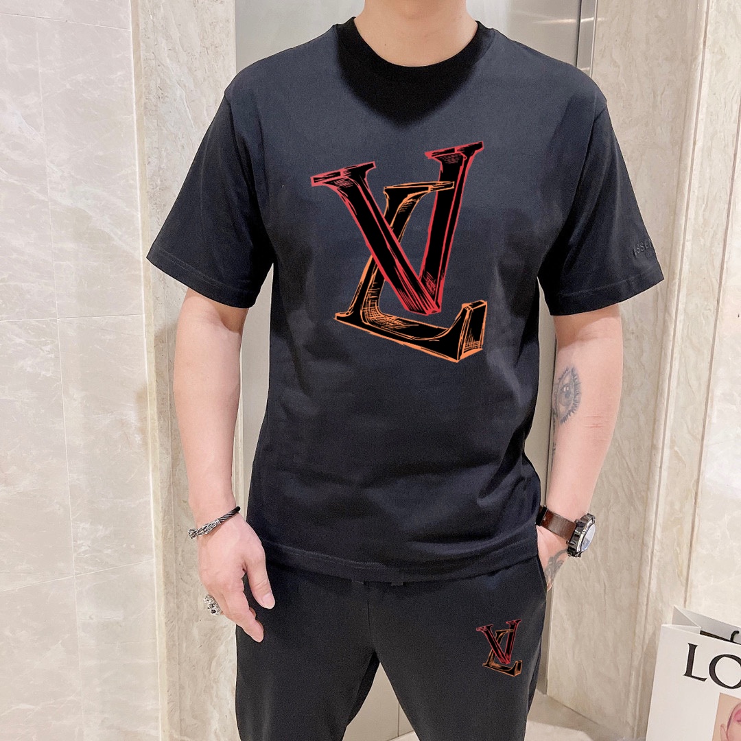 最高級ルイヴィトンスーパーコピー服 ルイヴィトンパンツコピー セットアップ 2点セット モノグラムTシャツ スラックス ブラック ホワイト 202405054 コットン 100% - 画像 (4)