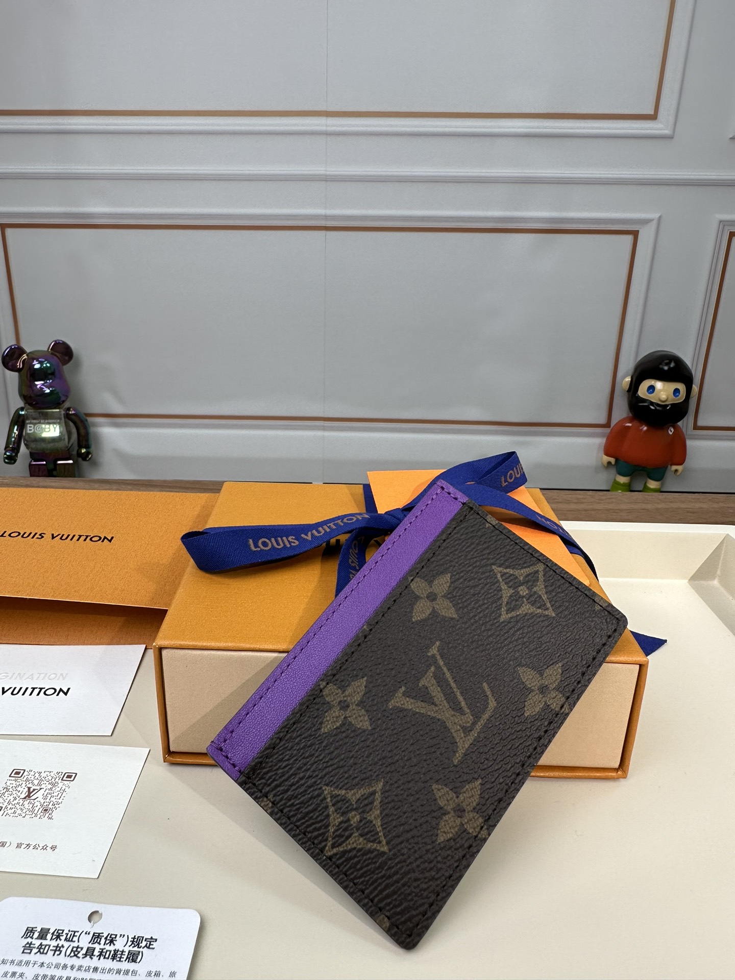 最高級ルイヴィトンスーパーコピー ルイヴィトンカードケースコピー ポルト カルト・サーンプル VIOLET FONCE M82875 モノグラム・マカサー キャンバス - 画像 (7)