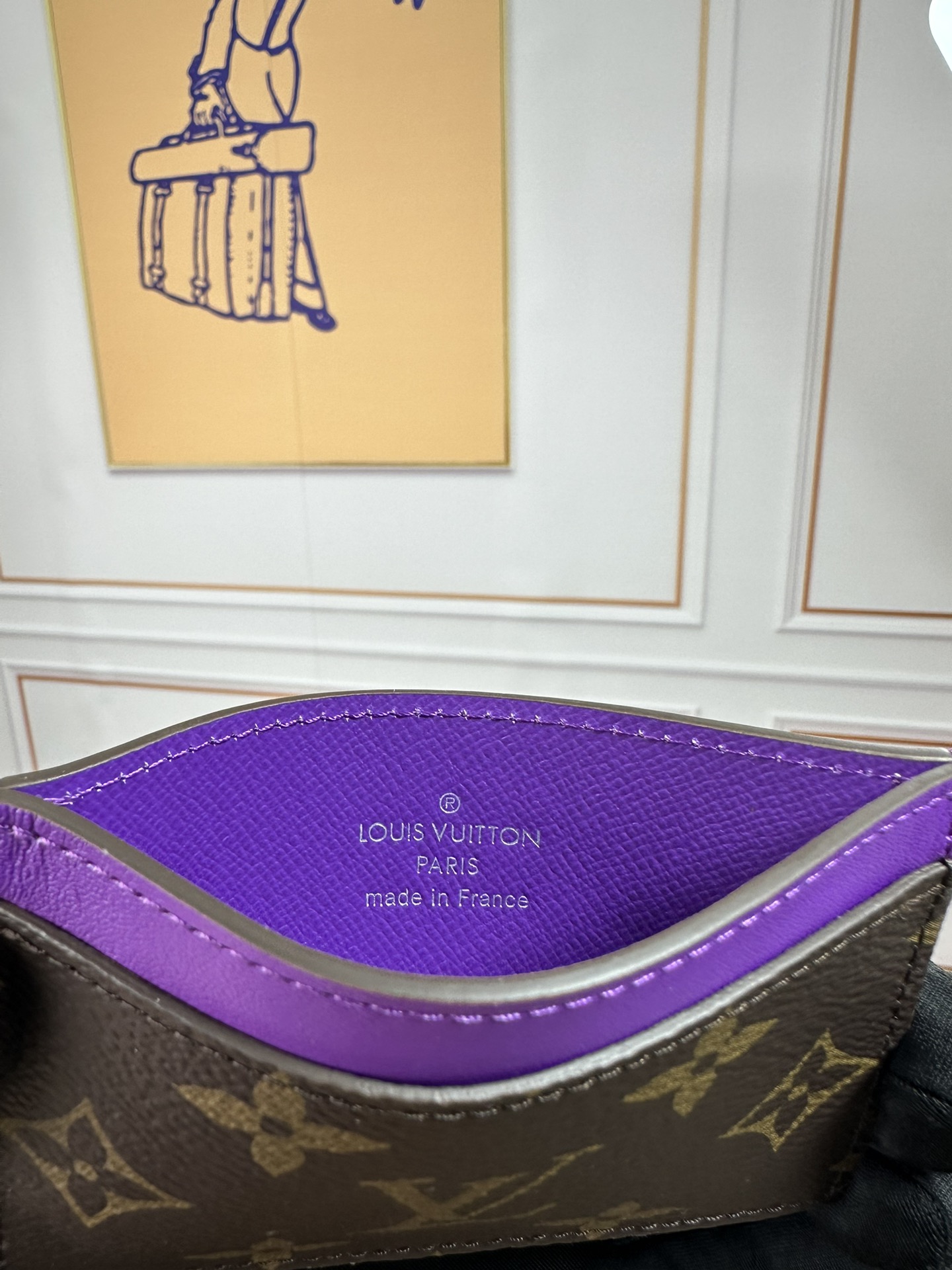 最高級ルイヴィトンスーパーコピー ルイヴィトンカードケースコピー ポルト カルト・サーンプル VIOLET FONCE M82875 モノグラム・マカサー キャンバス - 画像 (3)