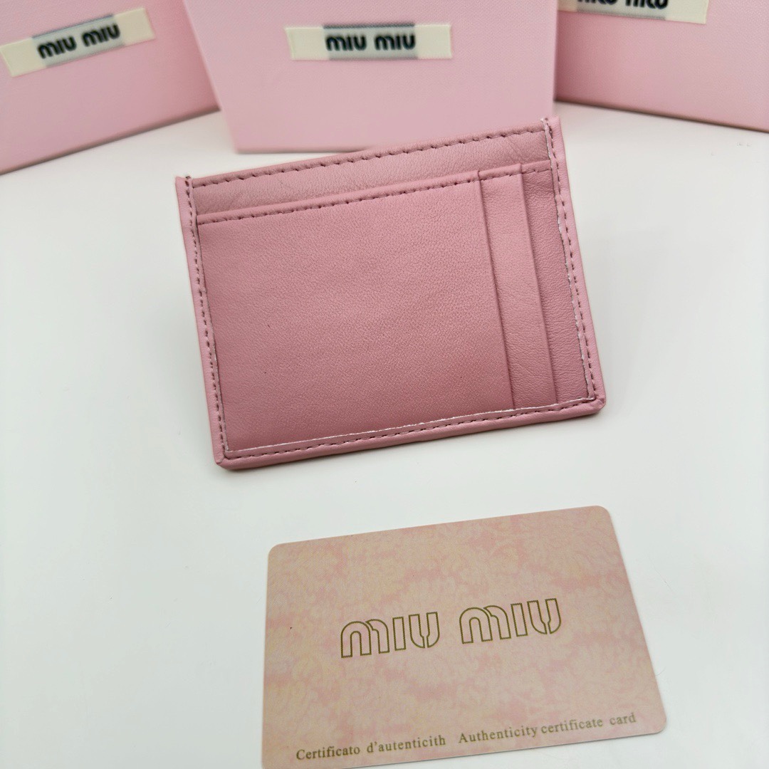 最高級MiuMiuスーパーコピー ミュウミュウカードケースコピー マテラッセレザー カードケース ピンク 5MC076_2FPP_F0E18 レザー - 画像 (8)
