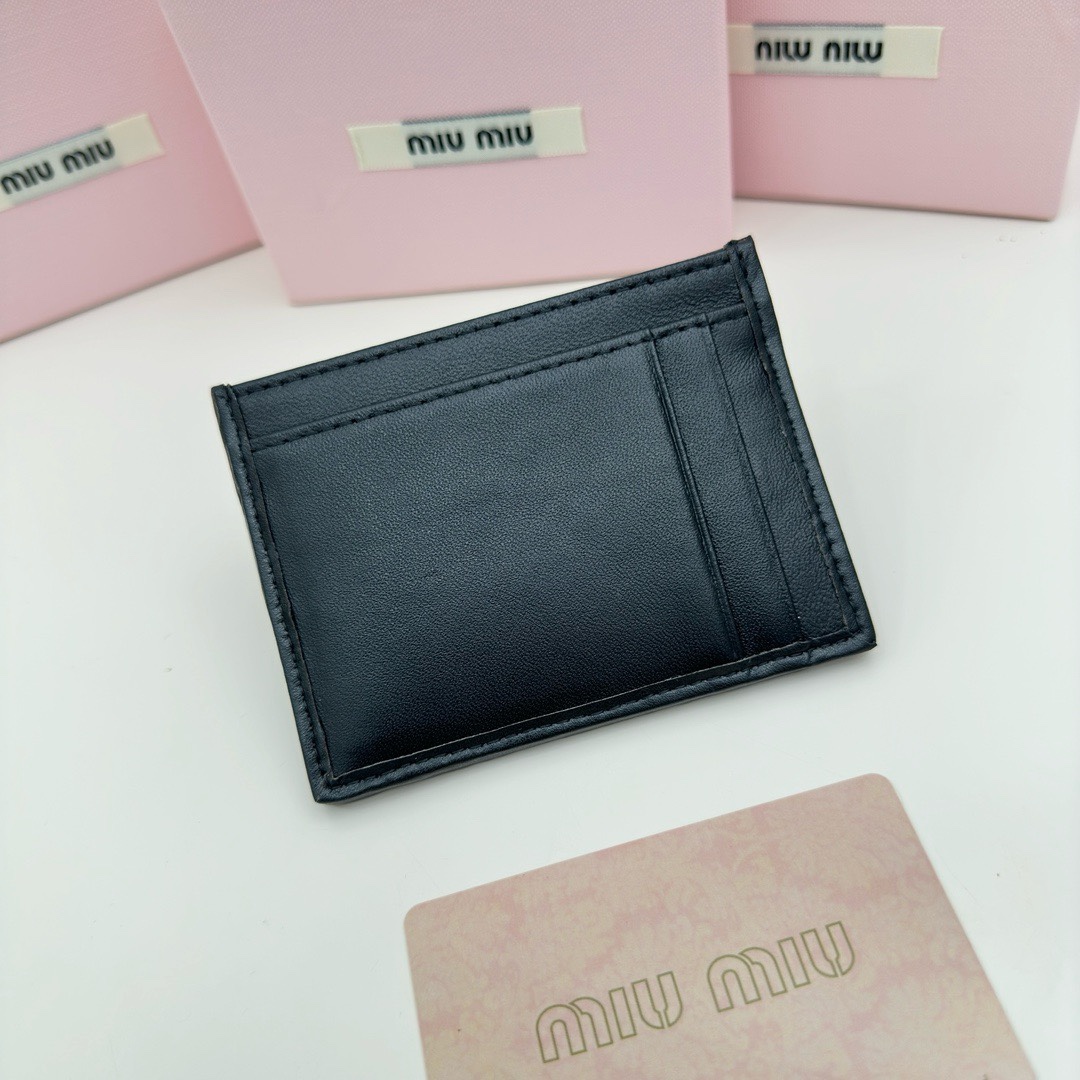 最高級MiuMiuスーパーコピー ミュウミュウカードケースコピー マテラッセレザー カードケース ブラック 5MC076_2FPP_F0002 レザー - 画像 (8)