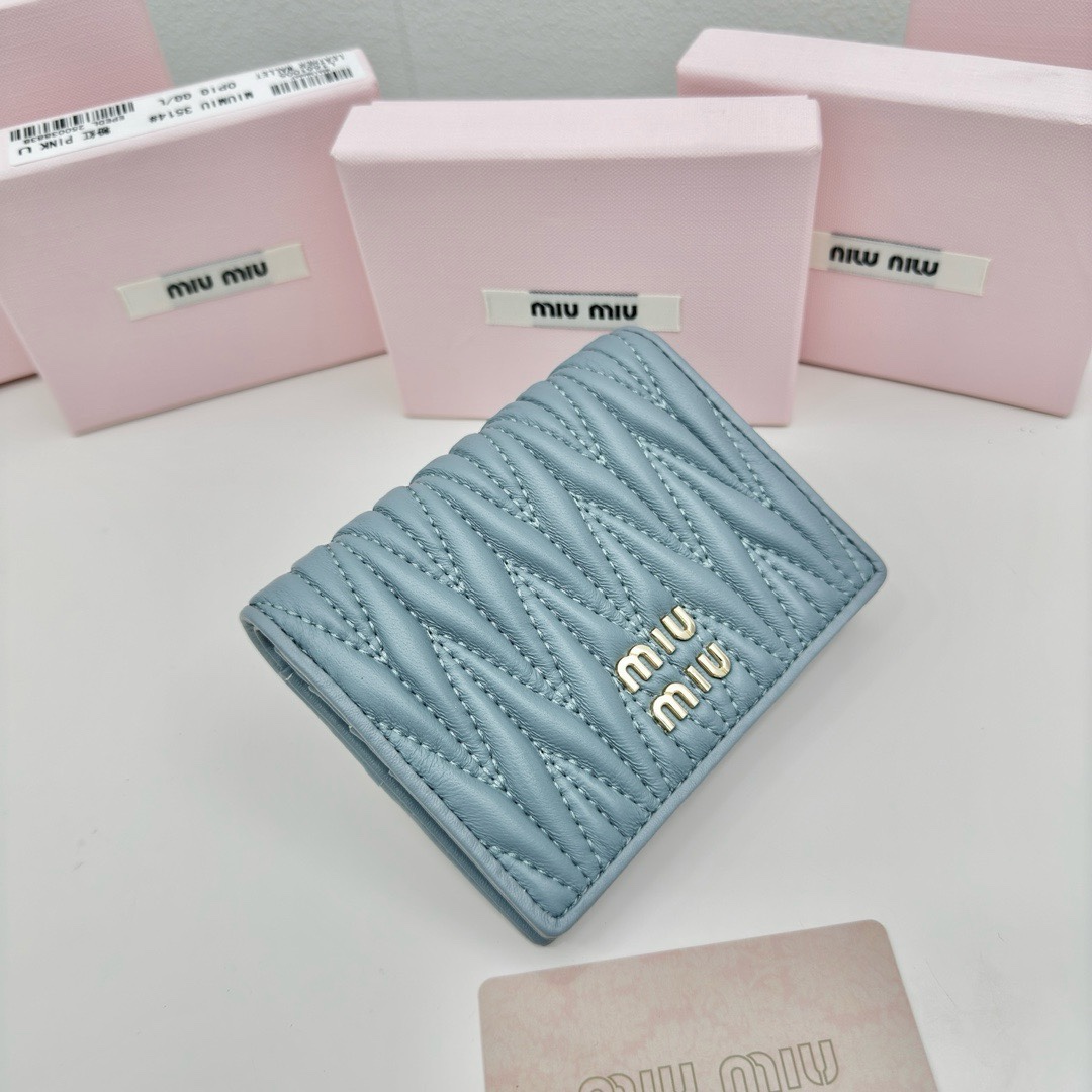 最高級MiuMiuスーパーコピー ミュウミュウカードケースコピー マテラッセレザー カードケース ライトブルー 5MC103_2DT7_F0637 レザー - 画像 (9)