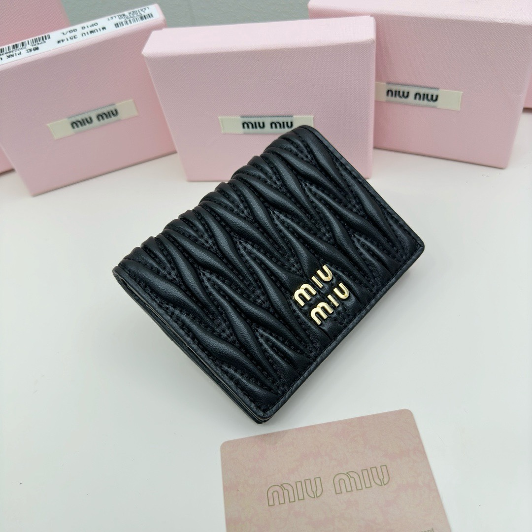 最高級MiuMiuスーパーコピー ミュウミュウカードケースコピー マテラッセレザー カードケース ブラック 5MC103_2FPP_F0002 レザー - 画像 (9)
