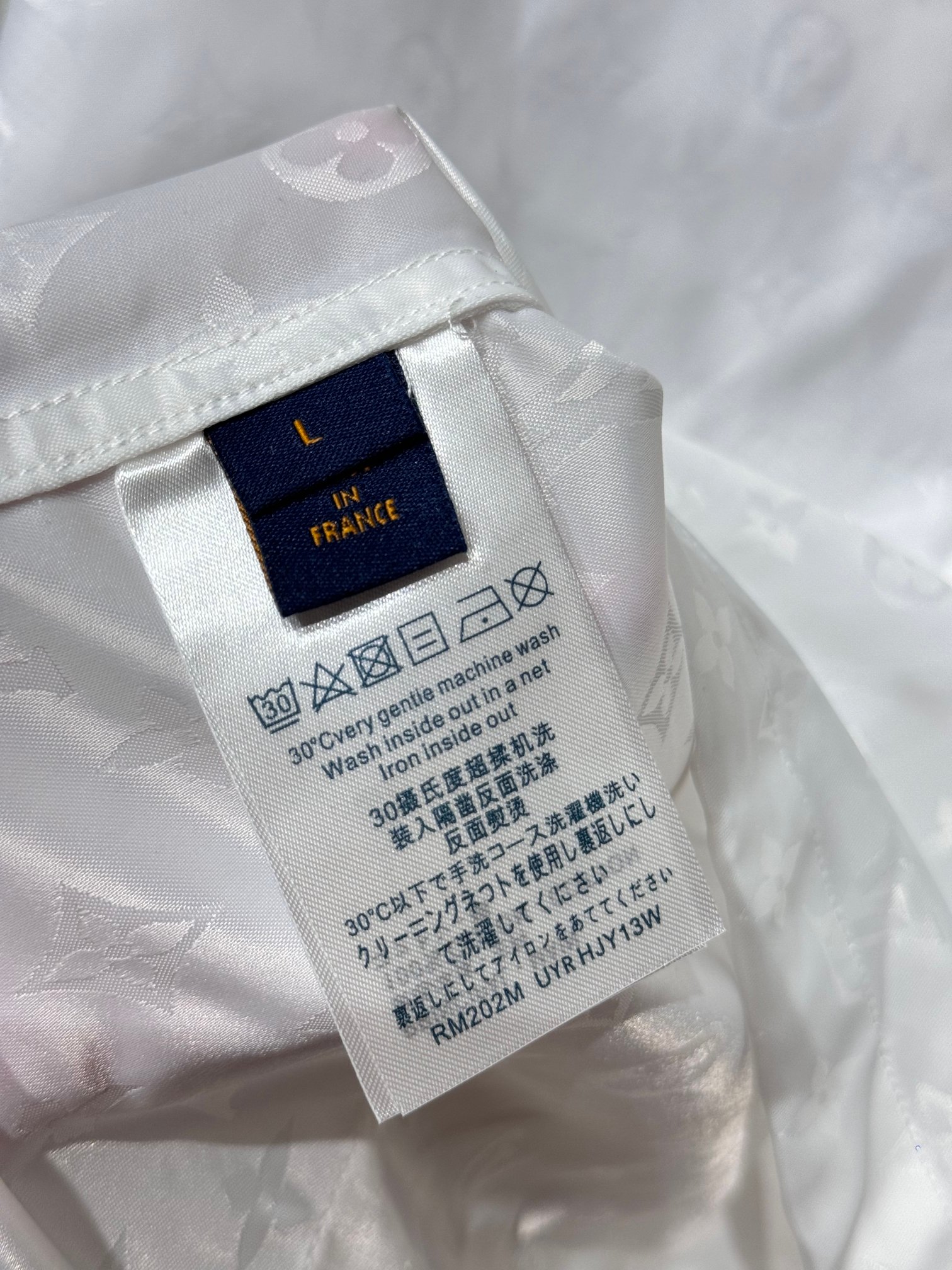 最高級ルイヴィトンスーパーコピー服 ルイヴィトンコートコピー ラッシュガードレディース UVカットパーカー 冷感 長袖 水着 薄手通気性 フード付き紫外線対策 日焼け対策ウェア - 画像 (3)
