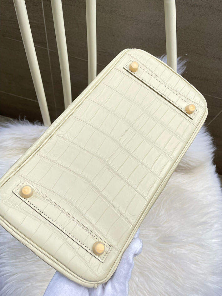 最高級HERMESスーパーコピー エルメスバーキン30コピー バーキン30cm クロコダイル ニロティカスマット ベトン ゴールド金具 新品 2024W1097 - 画像 (8)