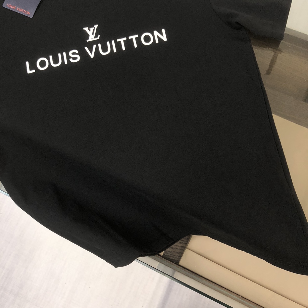 最高級ルイヴィトンスーパーコピー服 ルイヴィトンTシャツコピー ショートスリーブコットンクルーネック コットン100% ブラック ホワイト 202405099 - 画像 (4)