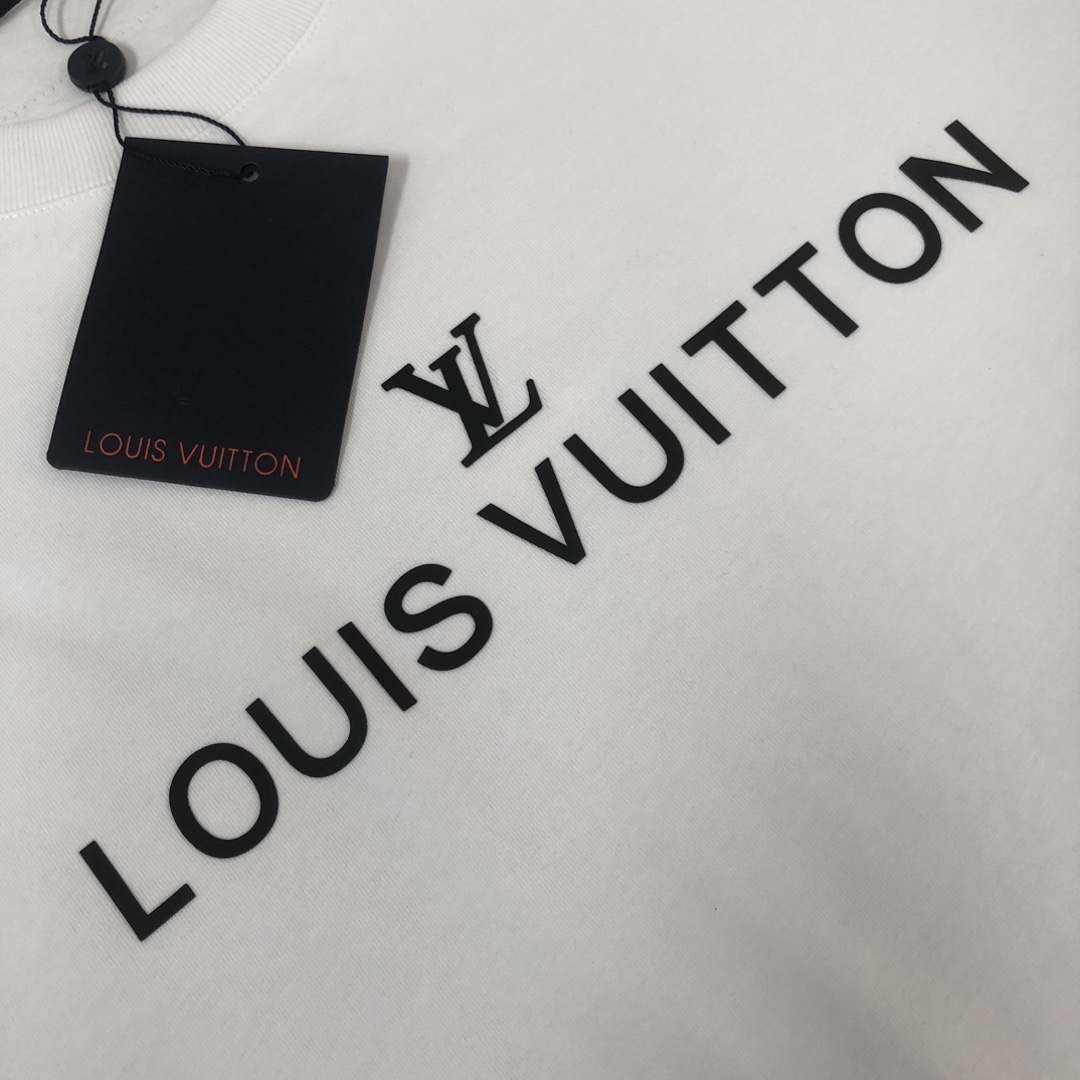 最高級ルイヴィトンスーパーコピー服 ルイヴィトンTシャツコピー ショートスリーブコットンクルーネック コットン100% ブラック ホワイト 202405099 - 画像 (14)