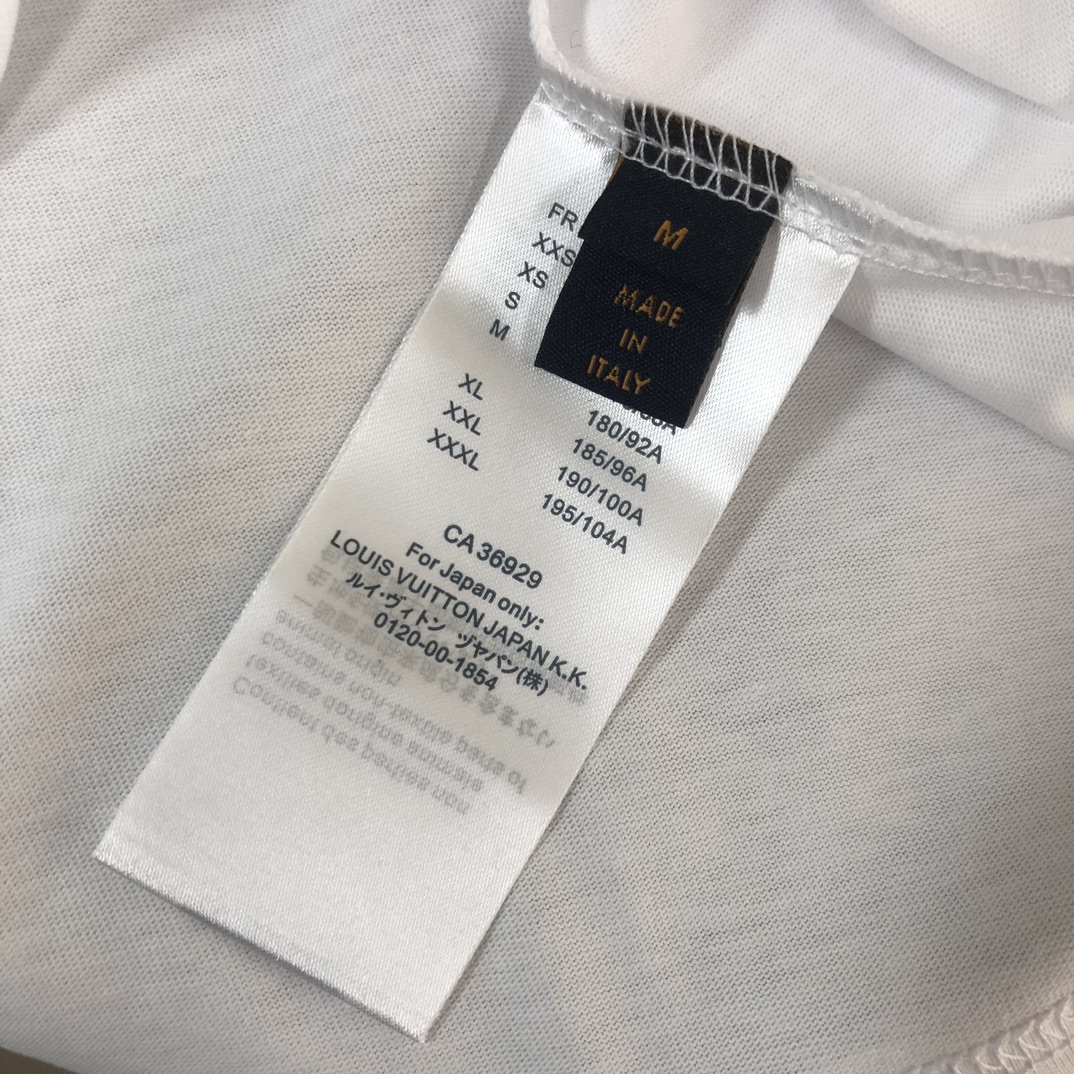 最高級ルイヴィトンスーパーコピー服 ルイヴィトンTシャツコピー ショートスリーブコットンクルーネック コットン100% ブラック ホワイト 202405099 - 画像 (11)