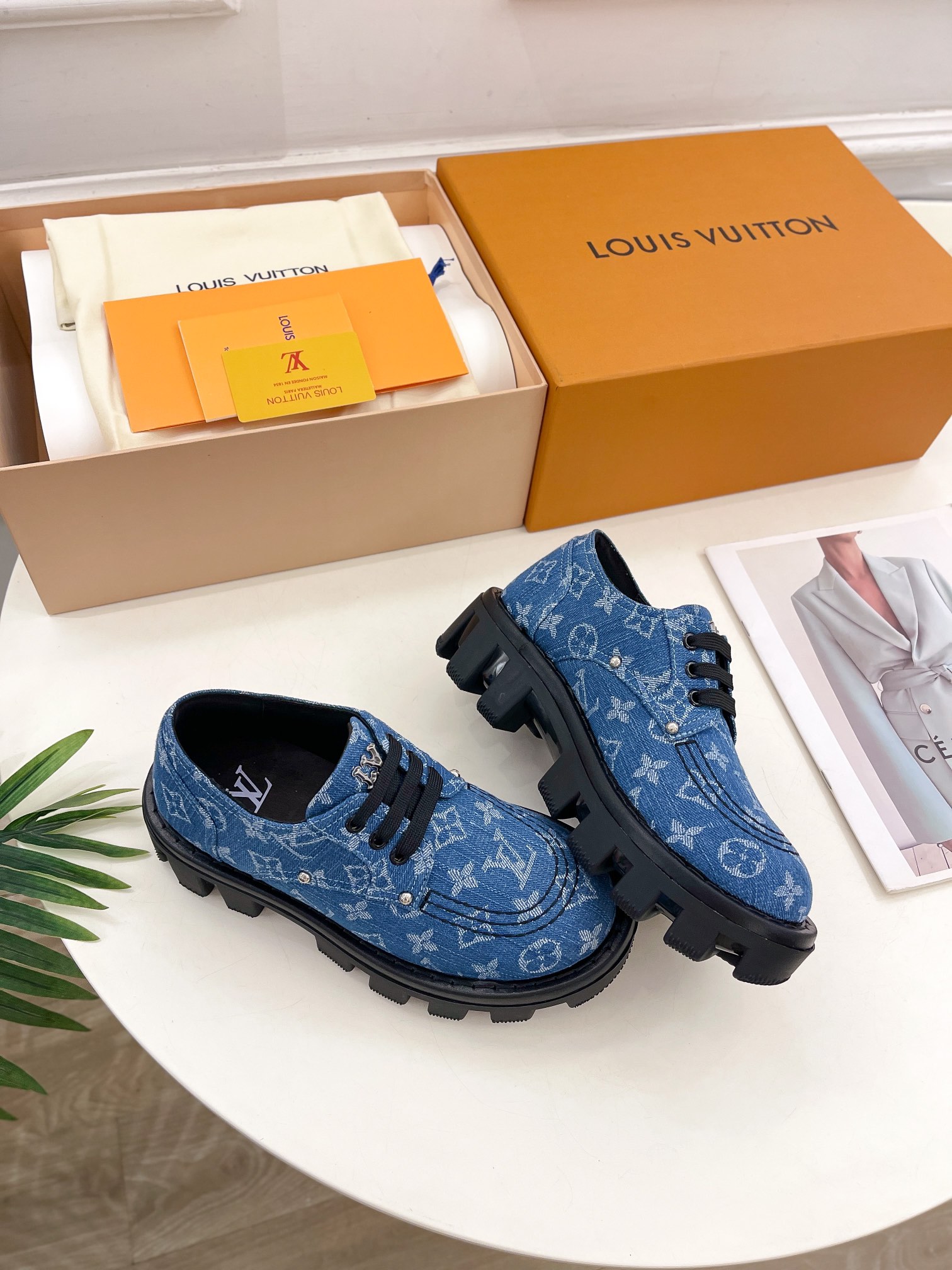 最高級ルイヴィトンスーパーコピー靴 ルイヴィトンスニーカーコピー LV トレイナー マキシ・ライン スニーカー ブルーデニム カーフレザー【新品】202405120 - 画像 (6)