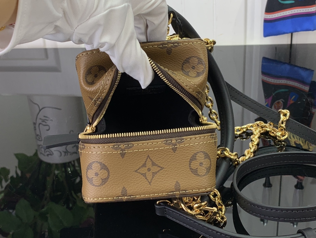 最高級ルイヴィトンスーパーコピー ルイヴィトン モノグラムバッグ コピー ジャストインケース ダークブラウン m47124 モノグラム・キャンバス ゴールド金具 - 画像 (3)