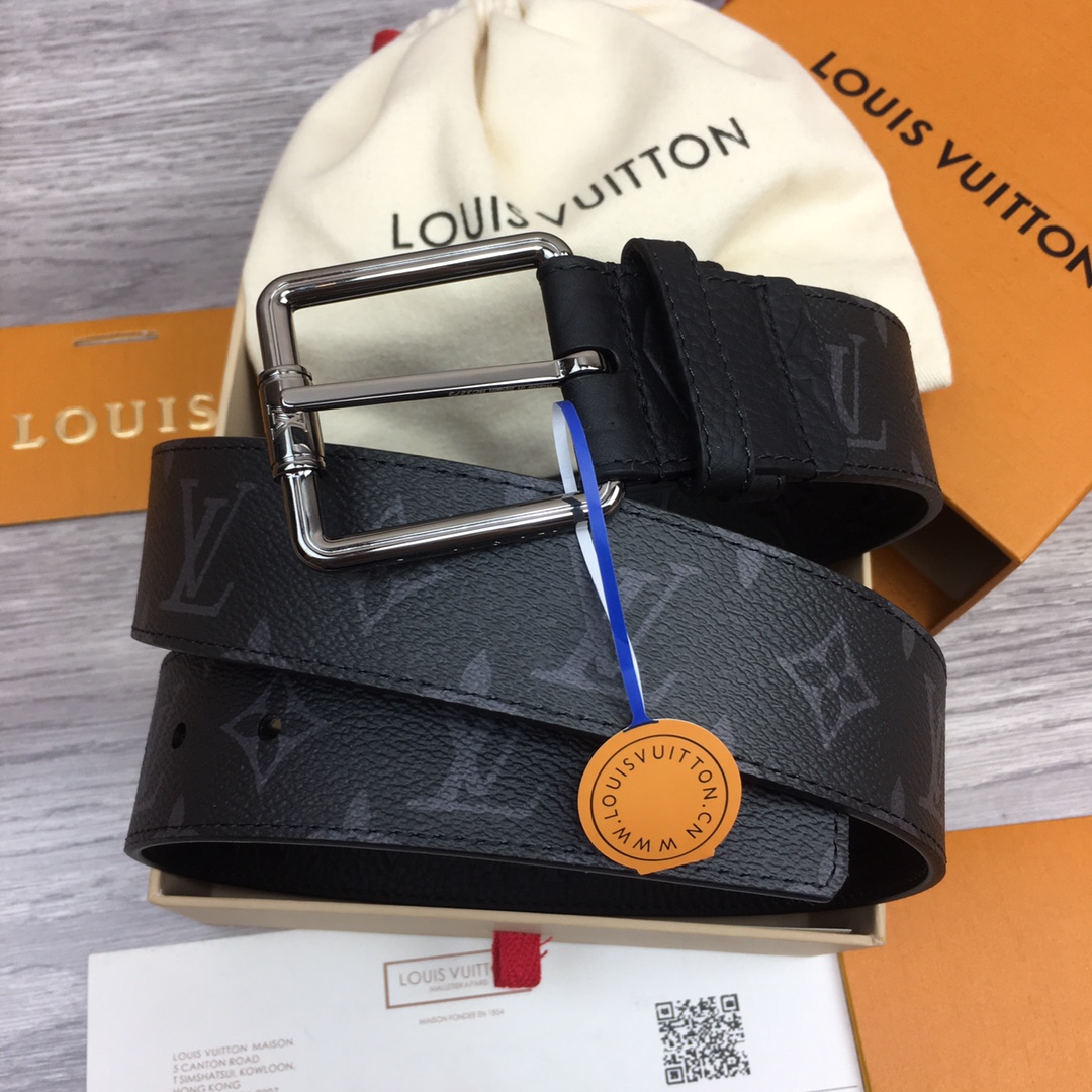 最高級ルイヴィトンスーパーコピー ルイヴィトンベルトコピー ベルト・LV イニシャル 40MM ブラック M0449Q モノグラム・パターンをエンボス加工したトリヨンレザー シルバー金具 - 画像 (8)