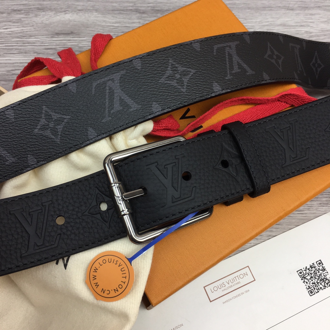 最高級ルイヴィトンスーパーコピー ルイヴィトンベルトコピー ベルト・LV イニシャル 40MM ブラック M0449Q モノグラム・パターンをエンボス加工したトリヨンレザー シルバー金具 - 画像 (2)