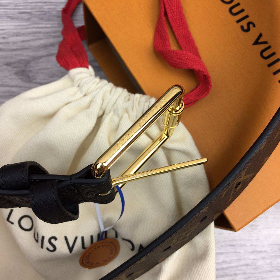 最高級ルイヴィトンスーパーコピー ルイヴィトンベルトコピー ベルト・LV ピラミッド 40MM ダークブラウン M0422U モノグラム・キャンバス ゴールド金具 - 画像 (6)
