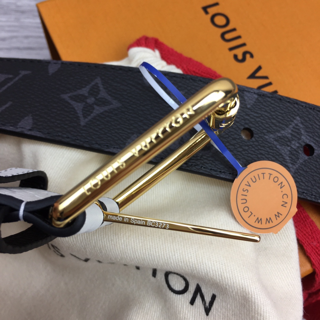 最高級ルイヴィトンスーパーコピー ルイヴィトンベルトコピー ベルト・LV シャドウ 40MMリバーシブル ブラック M8565V モノグラム・エクリプス キャンバス ゴールド金具 - 画像 (6)