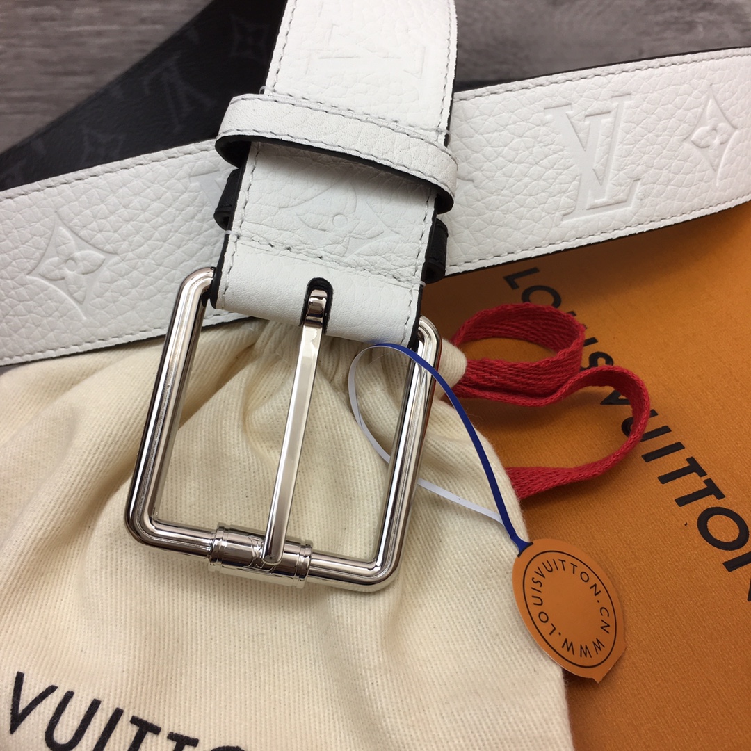最高級ルイヴィトンスーパーコピー ルイヴィトンベルトコピー ベルト・LV シャドウ 40MMリバーシブル ホワイト M8565V モノグラム・エクリプス キャンバス シルバー金具 - 画像 (4)
