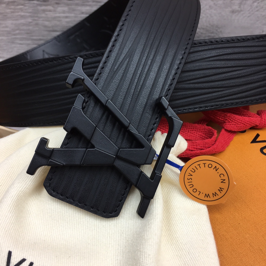 最高級ルイヴィトンスーパーコピー ルイヴィトンベルトコピー ベルト・LV イニシャル 40MM リバーシブル M0424Q ブラック エピ ブラック金具 202404542 - 画像 (9)