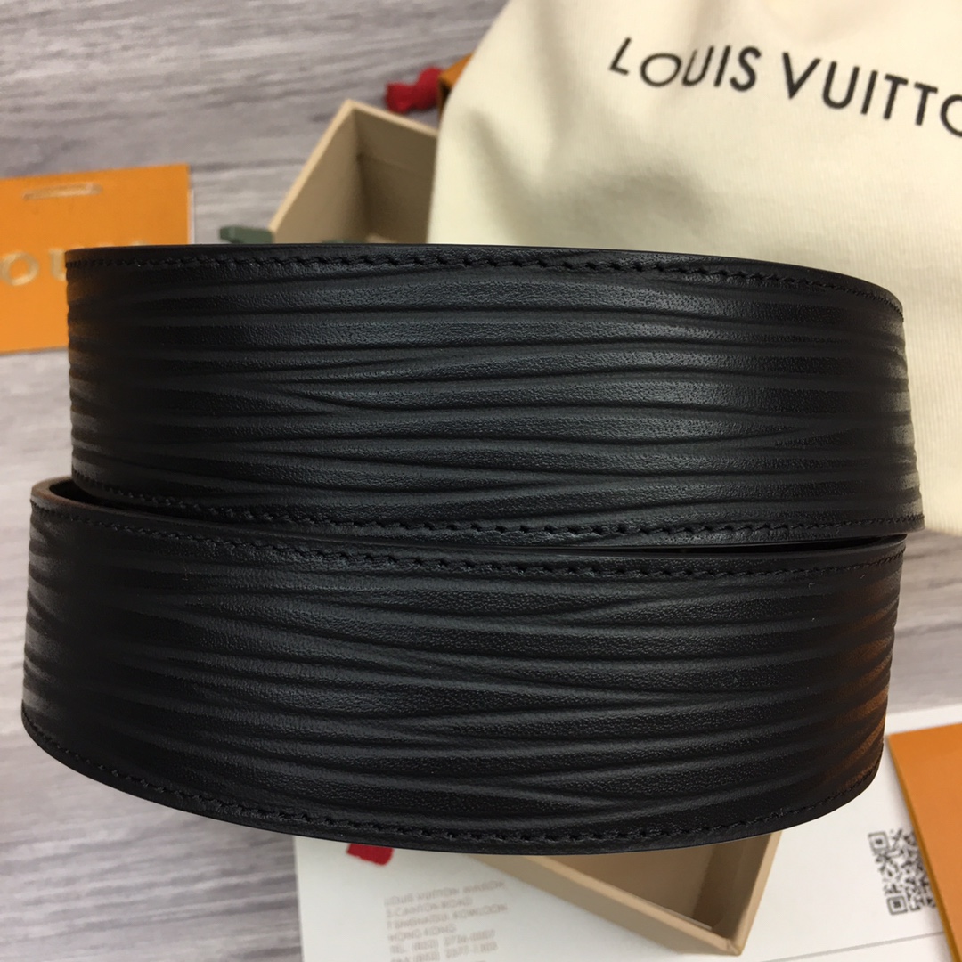 最高級ルイヴィトンスーパーコピー ルイヴィトンベルトコピー ベルト・LV イニシャル 40MM リバーシブル M0424Q ブラック エピ グリーン金具 202404543 - 画像 (7)