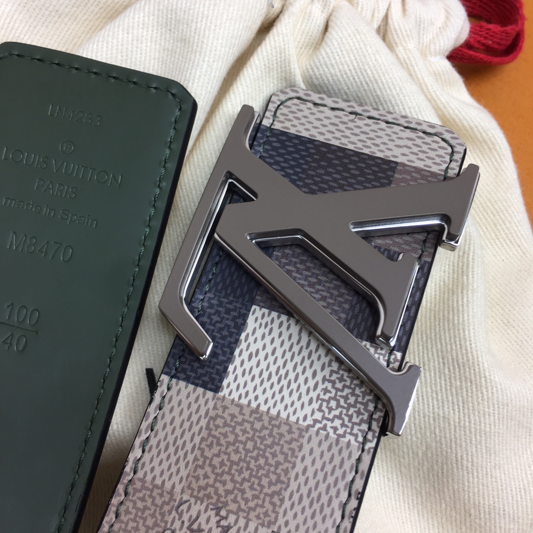 最高級ルイヴィトンスーパーコピー ルイヴィトンベルトコピー ベルト・LV メガ ピクセル 40MM リバーシブル M8470U グリーン レザー シルバー金具 202404546 - 画像 (5)