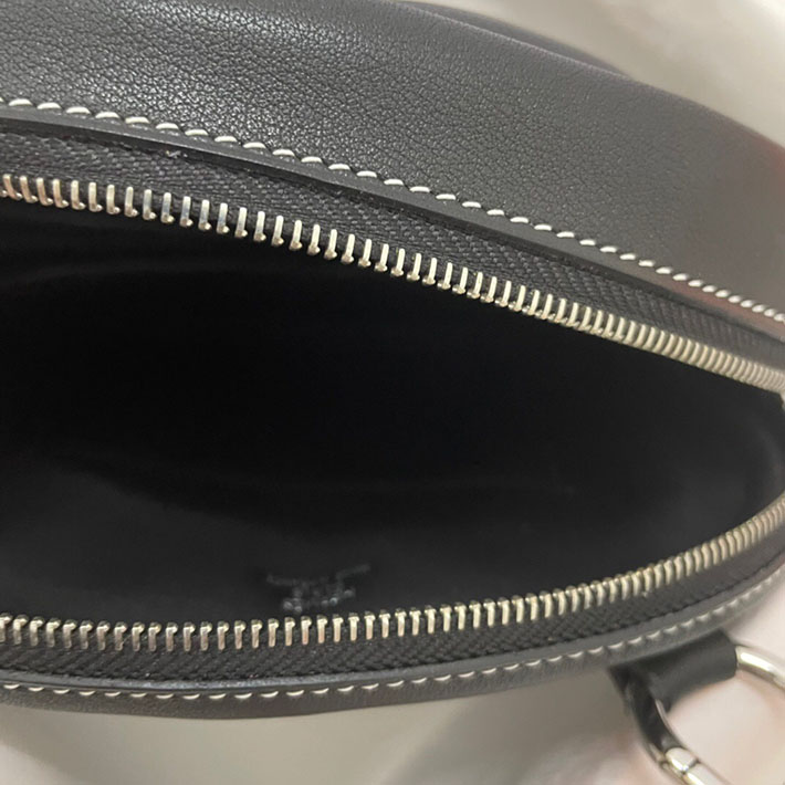 最高級HERMESスーパーコピー エルメスインザループコピー インザループ ヴェルソ ウエストバッグ ヴォースイフト ブラック シルバー金具【新品】2024W1143 - 画像 (2)