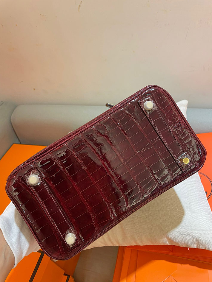 最高級HERMESスーパーコピー エルメスバーキン25コピー バーキン25 カシス クロコダイル アリゲーターマット ゴールド金具 新品 2024W1288 - 画像 (3)