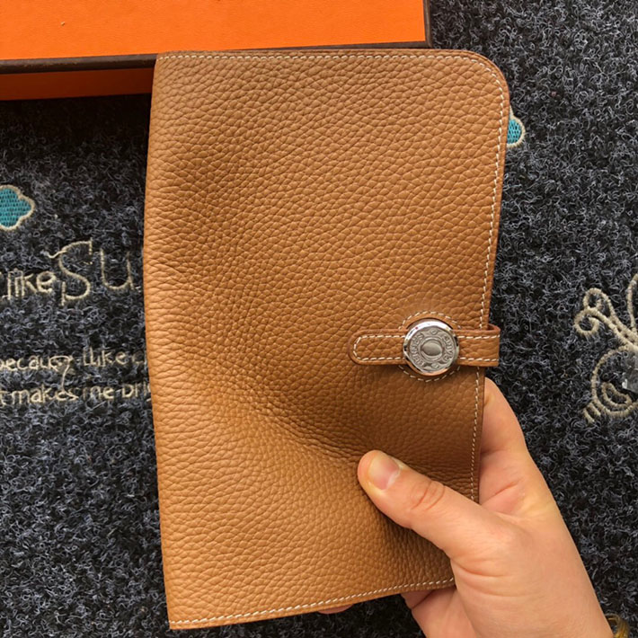 最高級HERMESスーパーコピー財布 エルメスドゴンコピー ドゴンGM ゴールド トゴ シルバー金具【新品】2024W1301 - 画像 (2)