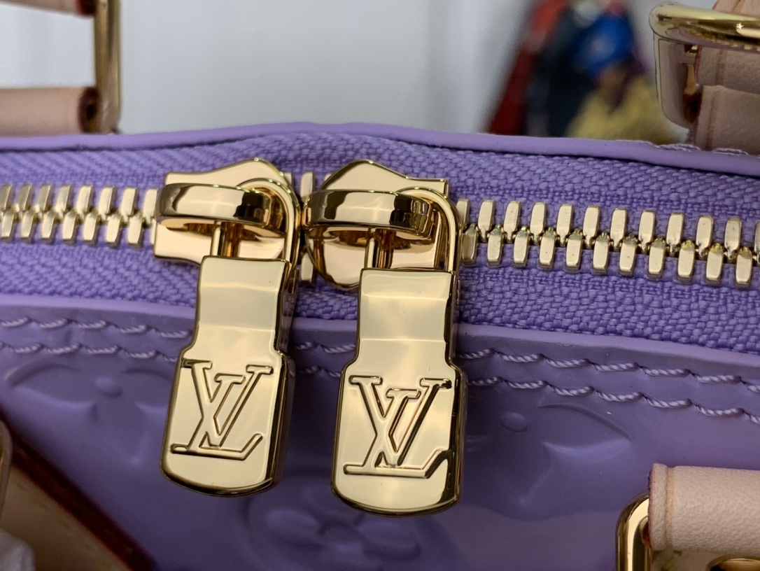 最高級ルイヴィトンスーパーコピー ルイヴィトン ヴェルニバッグ コピー LV リミックス ナノ・アルマ グロッシー ライラック M82974 モノグラム・ヴェルニ ゴールド金具 - 画像 (5)