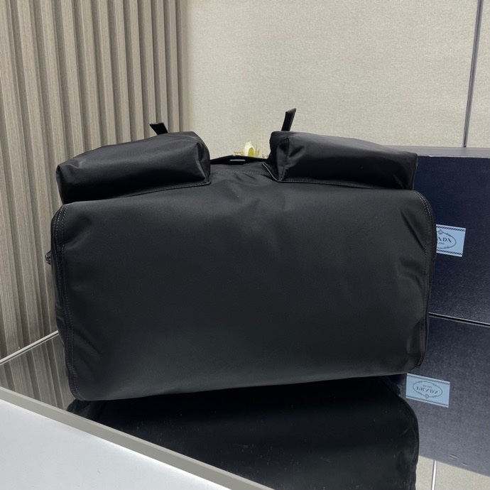 最高級プラダスーパーコピー プラダバッグコピー Re-Nylon xレザー トラベルバッグ ブラック 2VC040_2DW3_F0002_V_NYO シルバー金具 - 画像 (7)