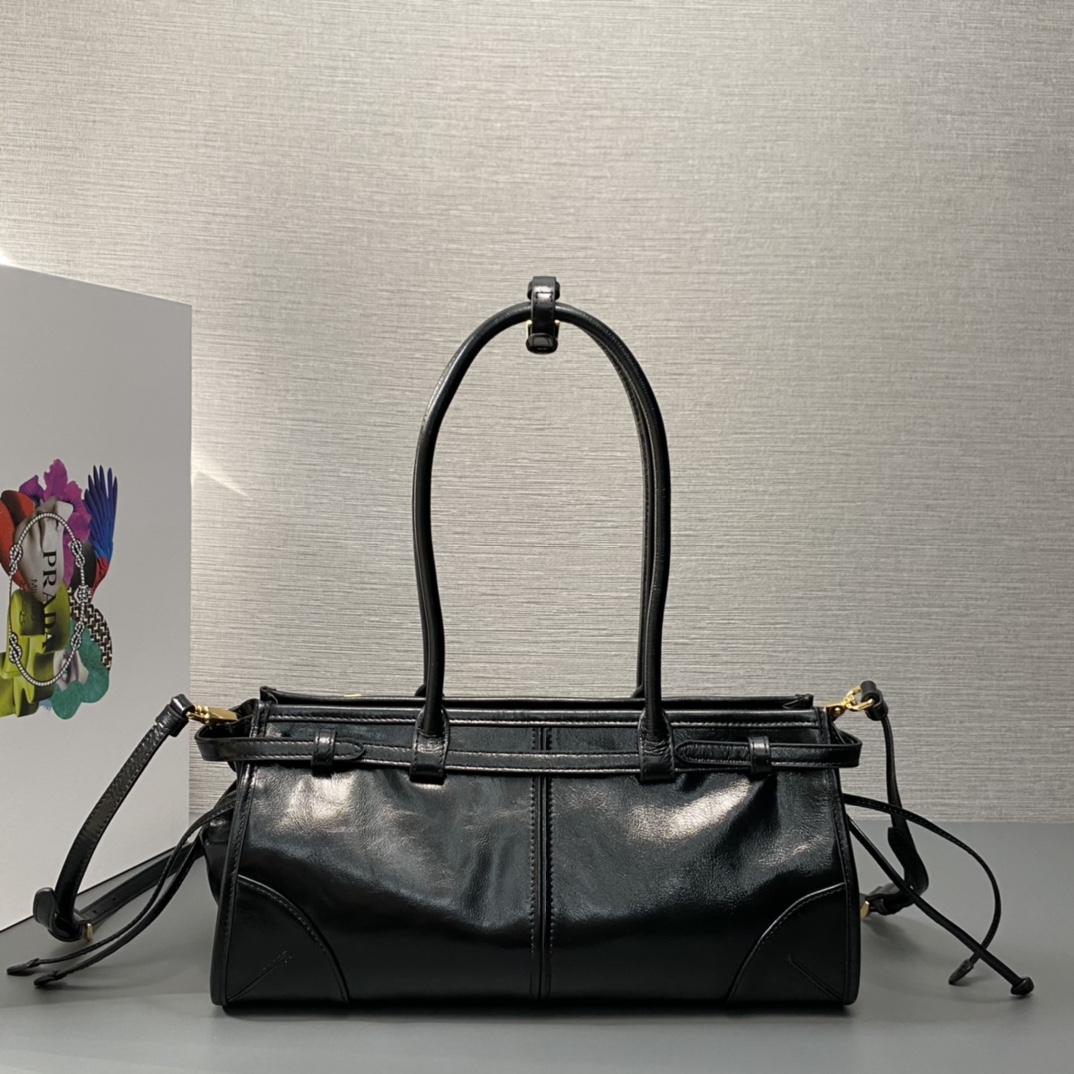 最高級プラダスーパーコピー プラダバッグコピー ミディアム レザー ハンドバッグ ブラック 1BA426_2CYR_F0002_V_MOO ゴールド金具 - 画像 (9)