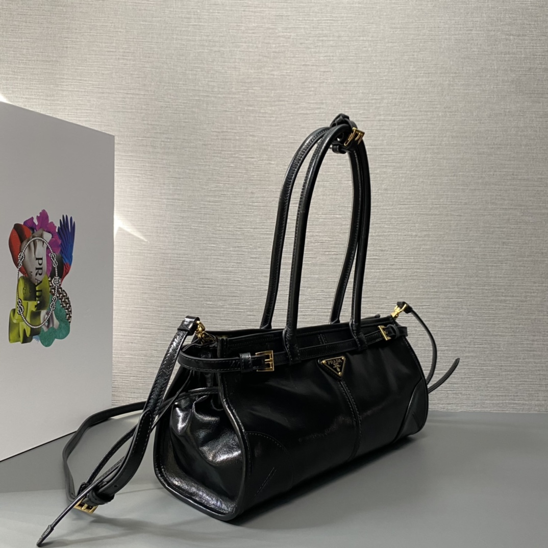 最高級プラダスーパーコピー プラダバッグコピー ミディアム レザー ハンドバッグ ブラック 1BA426_2CYR_F0002_V_MOO ゴールド金具 - 画像 (8)