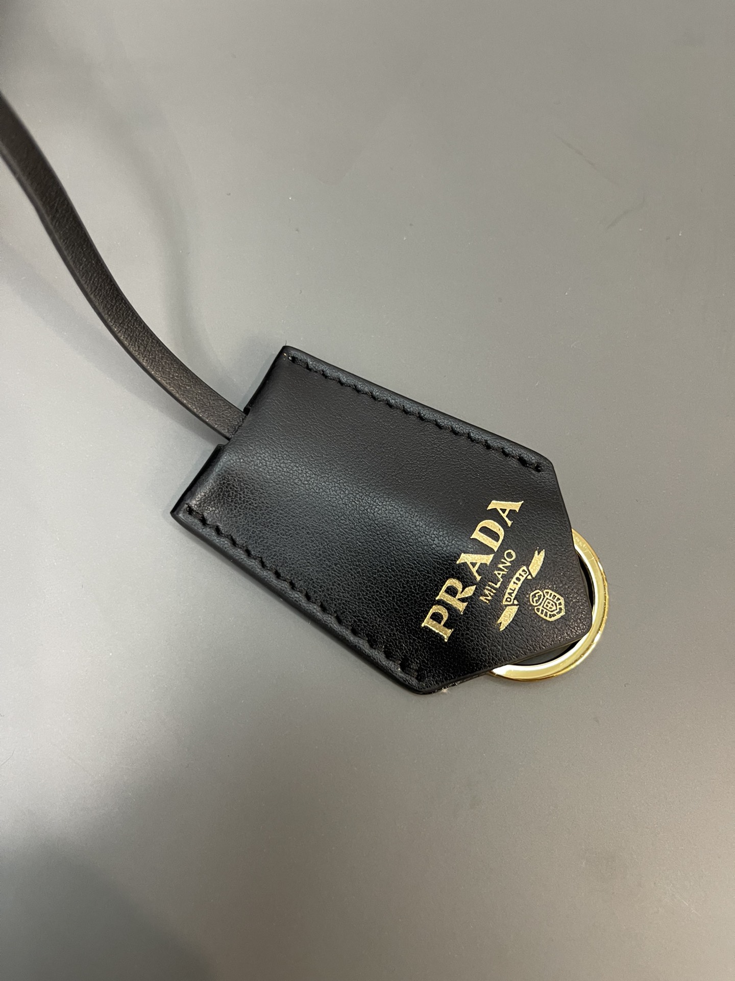 最高級プラダスーパーコピー プラダバッグコピー レザー ミニ ショルダーバッグ ブラック 1BH212_2AIX_F0002_V_NVM ゴールド金具 - 画像 (3)