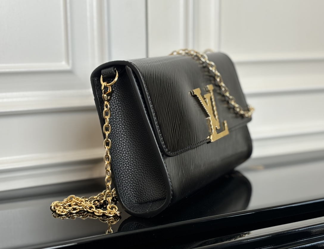 最高級ルイヴィトンスーパーコピー ルイヴィトン エピバッグ コピー Pochette Louise ブラック M23756 エピ・レザー ゴールド金具 - 画像 (9)