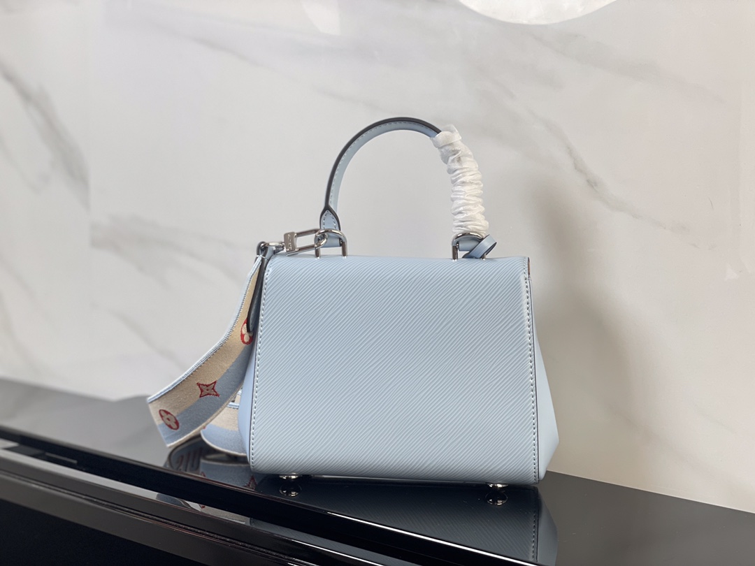 最高級ルイヴィトンスーパーコピー ルイヴィトン エピバッグ コピー クリュニー MINI ブルー M58928 エピ・レザー シルバー金具 - 画像 (8)