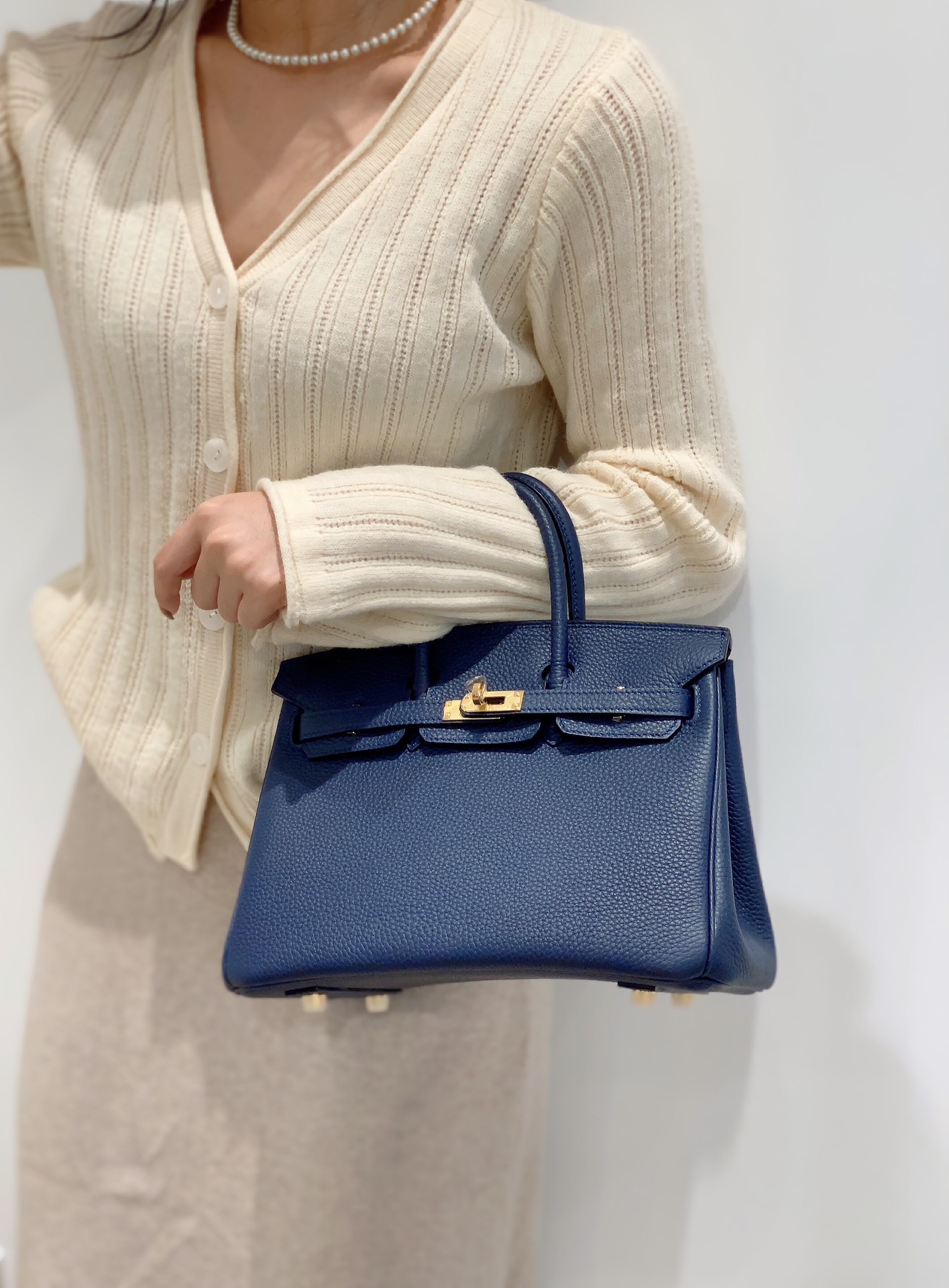 最高級エルメススーパーコピー エルメスバーキン25コピー バーキン25CM ブルーアビス トゴ ゴールド金具 - 画像 (6)