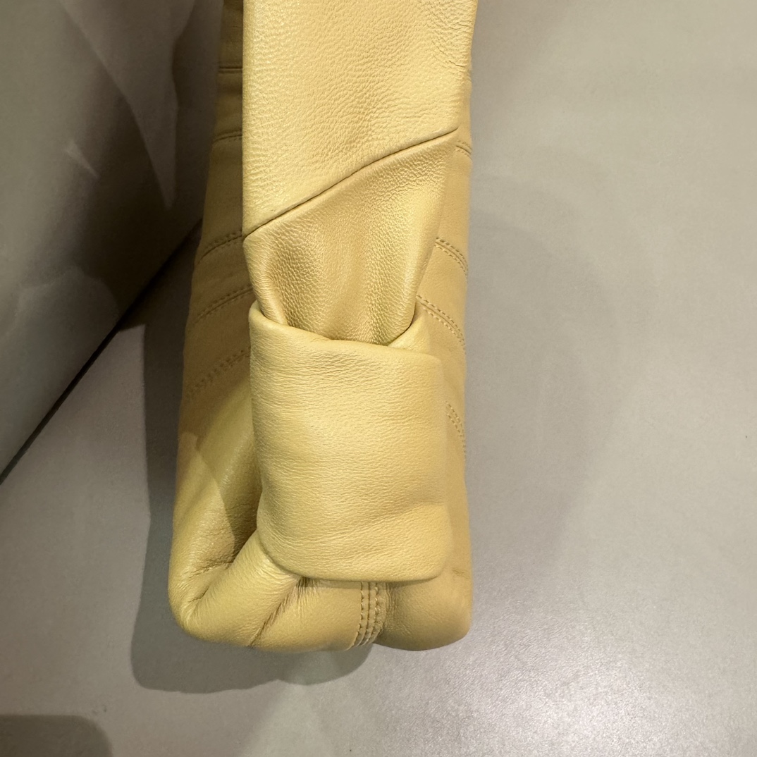ルメール バッグ クロワッサン メッセンジャーバッグ S ベージュ BG0003LL095 ラムスキン 100% コットン 100% シルバー金具 - 画像 (6)