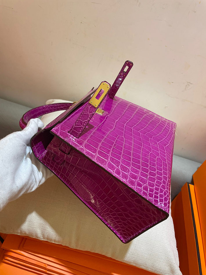 最高級HERMESスーパーコピー エルメスケリー25コピー ケリー 25cm/外縫 クロコダイル アリゲーター ローズシェヘラザード ゴールド金具 新品 2024W1460 - 画像 (2)