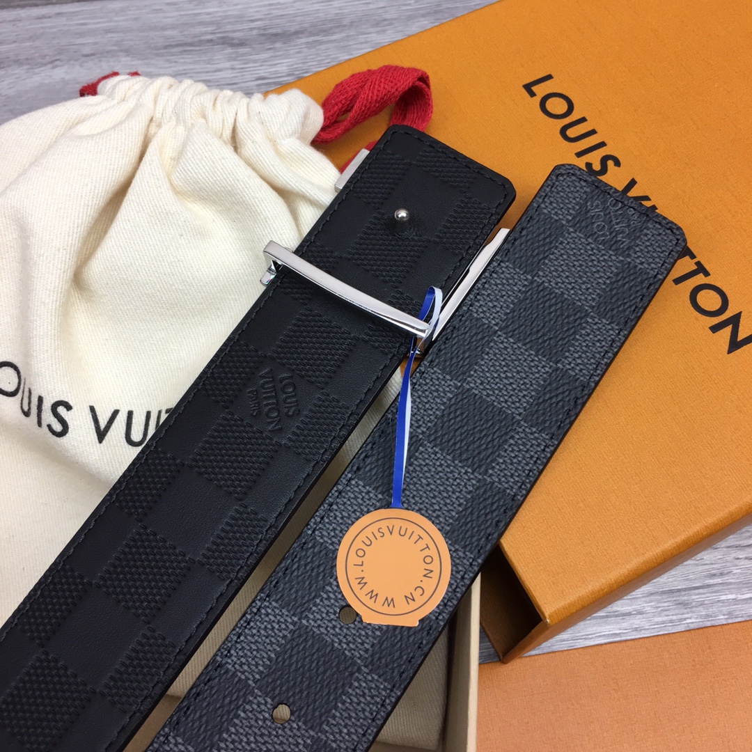 最高級ルイヴィトンスーパーコピー ルイヴィトンベルトコピー ベルト・LV イニシャル 40MM リバーシブル ブラック ダミエ・グラフィット キャンバス シルバー金具 202405645 - 画像 (6)