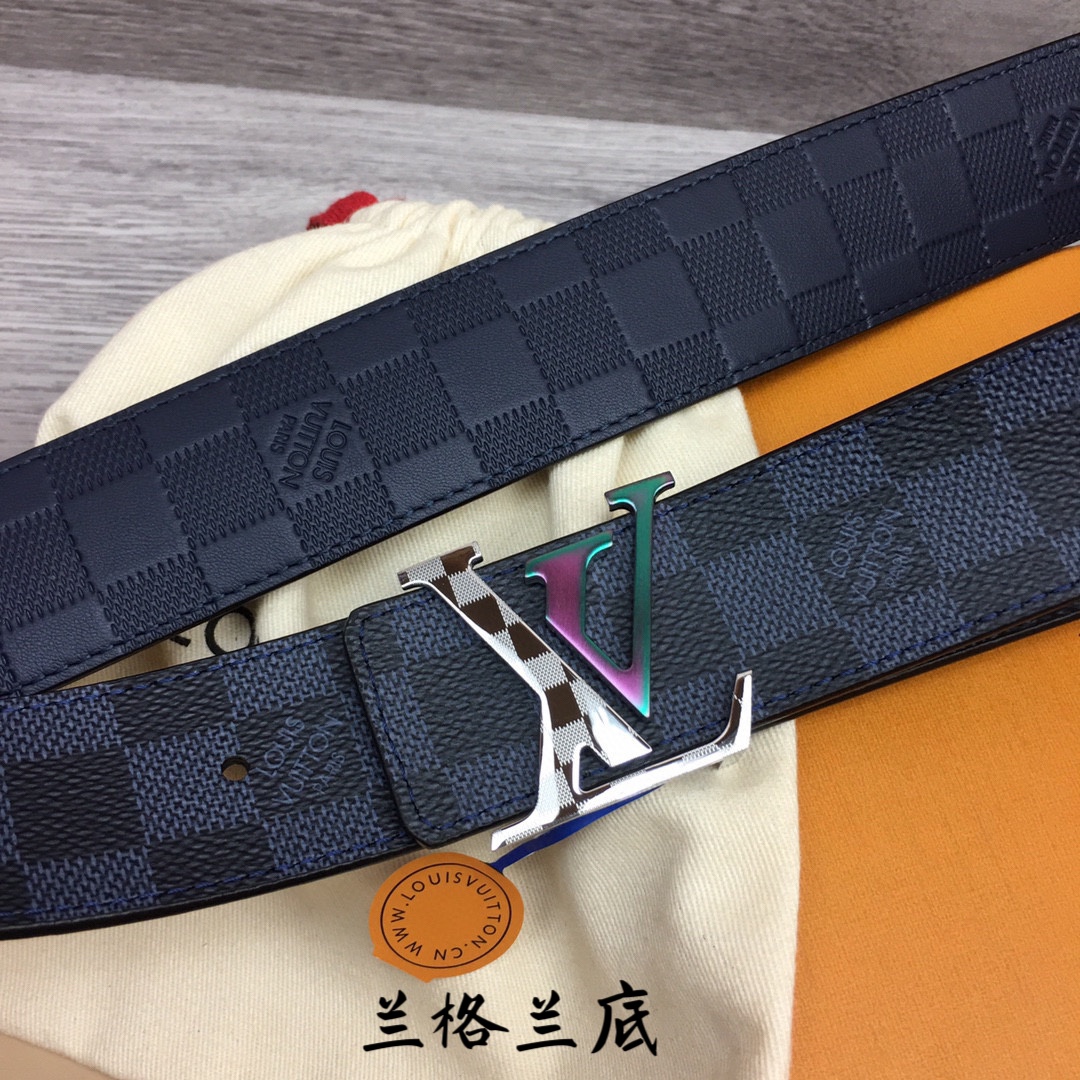 最高級ルイヴィトンスーパーコピー ルイヴィトンベルトコピー ベルト・LV イニシャル 40MM リバーシブル ブラック ダミエ・グラフィット キャンバス シルバー金具 202405647 - 画像 (5)