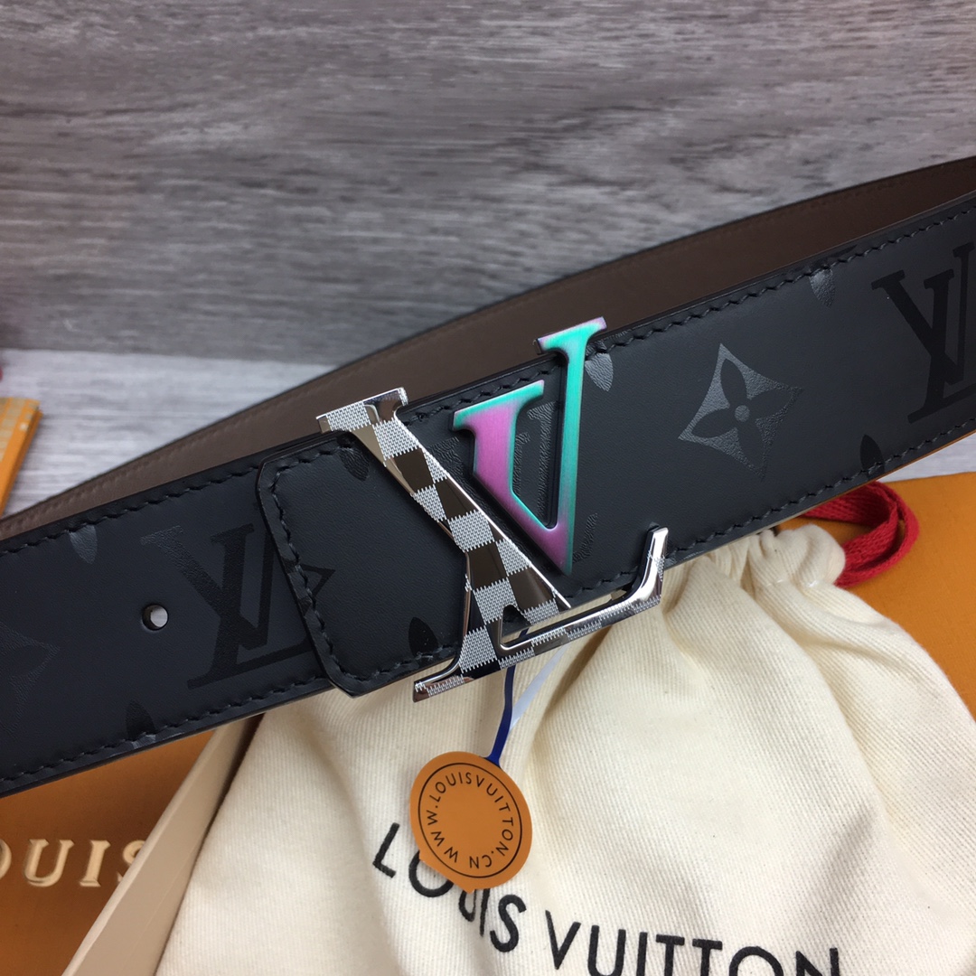 最高級ルイヴィトンスーパーコピー ルイヴィトンベルトコピー ベルト・LV シェイク 40MM リバーシブル ブラック モノグラム・エクリプス キャンバス シルバー金具 202405653 - 画像 (5)
