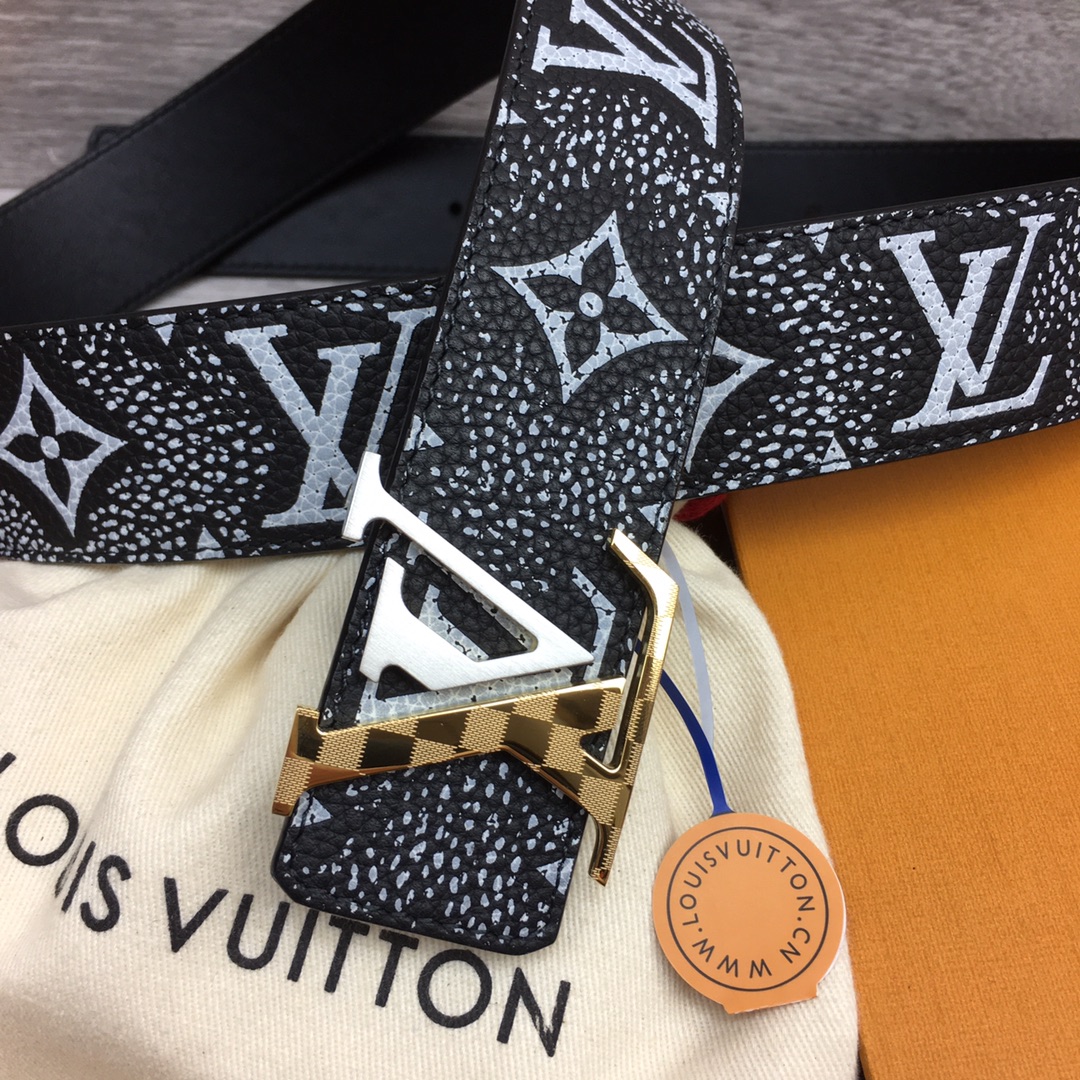 最高級ルイヴィトンスーパーコピー ルイヴィトンベルトコピー ベルト・LV タグ 40MM リバーシブル ブラック キャンバス / レザー シルバー金具 202405655 - 画像 (9)