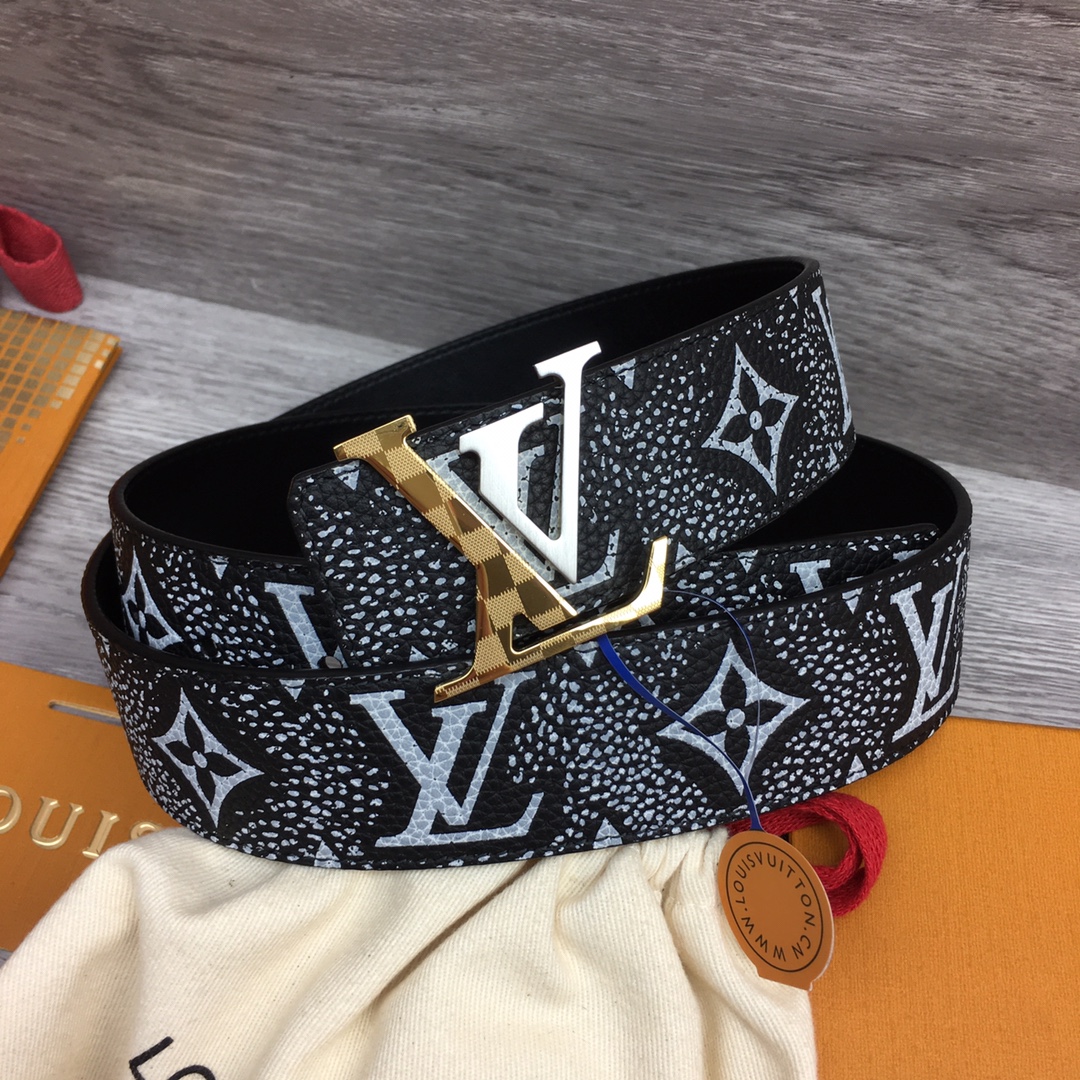 最高級ルイヴィトンスーパーコピー ルイヴィトンベルトコピー ベルト・LV タグ 40MM リバーシブル ブラック キャンバス / レザー シルバー金具 202405655 - 画像 (6)
