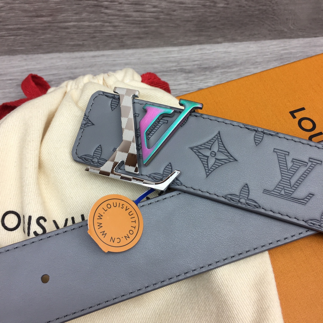 最高級ルイヴィトンスーパーコピー ルイヴィトンベルトコピー ベルト・LV イニシャル 40MM リバーシブル ブルー モノグラム・アンプラント レザー シルバー金具 202405659 - 画像 (7)