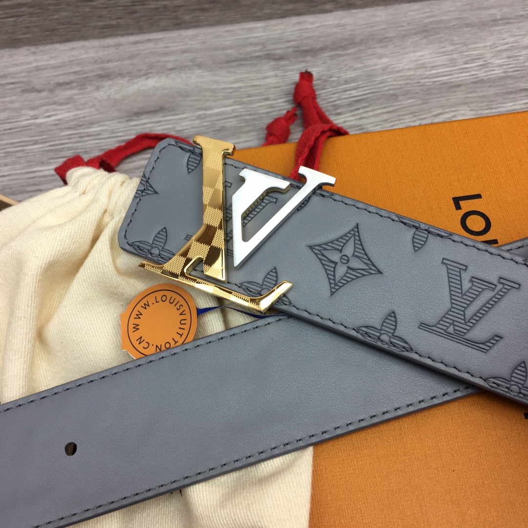 最高級ルイヴィトンスーパーコピー ルイヴィトンベルトコピー ベルト・LV イニシャル 40MM リバーシブル ブルー モノグラム・アンプラント レザー シルバー金具 202405659 - 画像 (2)