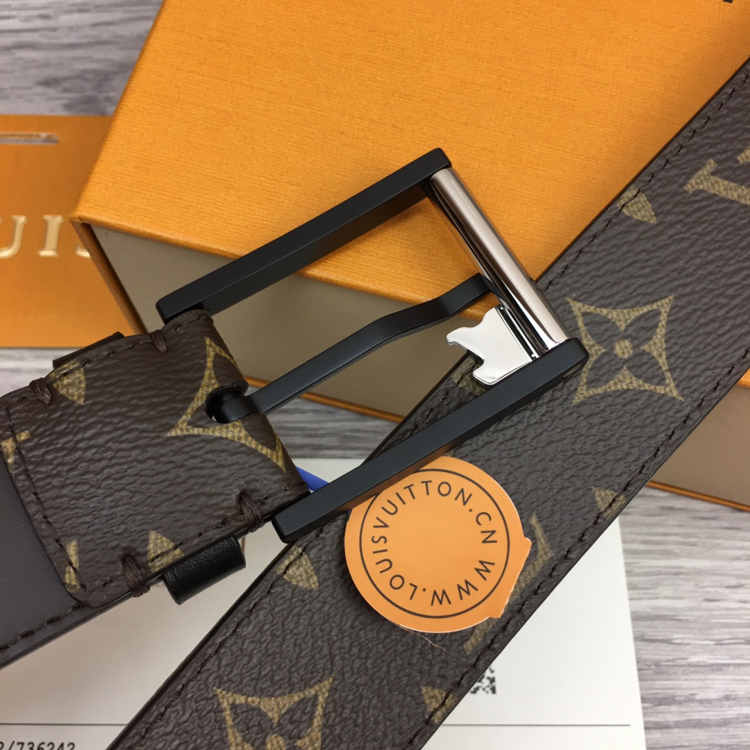 最高級ルイヴィトンスーパーコピー ルイヴィトンベルトコピー ベルト・LV イニシャル 35MM リバーシブル モノグラム キャンバス、カーフレザー シルバー金具 202405666 - 画像 (4)