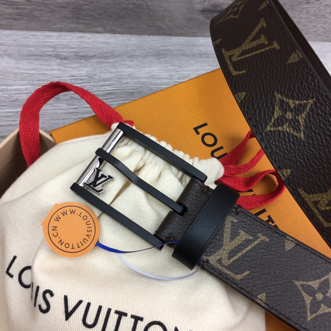 最高級ルイヴィトンスーパーコピー ルイヴィトンベルトコピー ベルト・LV イニシャル 35MM リバーシブル モノグラム キャンバス、カーフレザー シルバー金具 202405666 - 画像 (3)