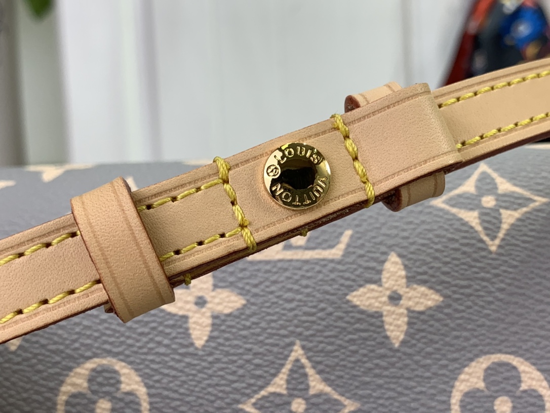 ルイヴィトン ショルダーバッグ 新作 Louis Vuitton ウォレット オン チェーン・アイビー トリアノン グレー M12778 モノグラム・キャンバス ゴールド金具 - 画像 (5)